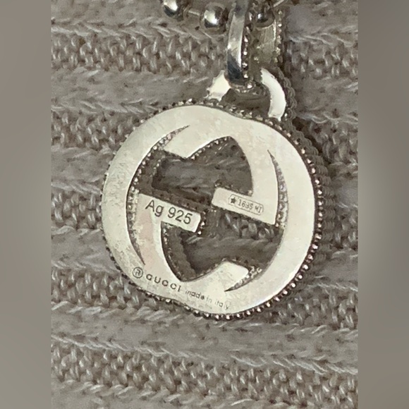 GUCCI INTERLOCKING PENDANT NECKLACE - Picture 6 of 13